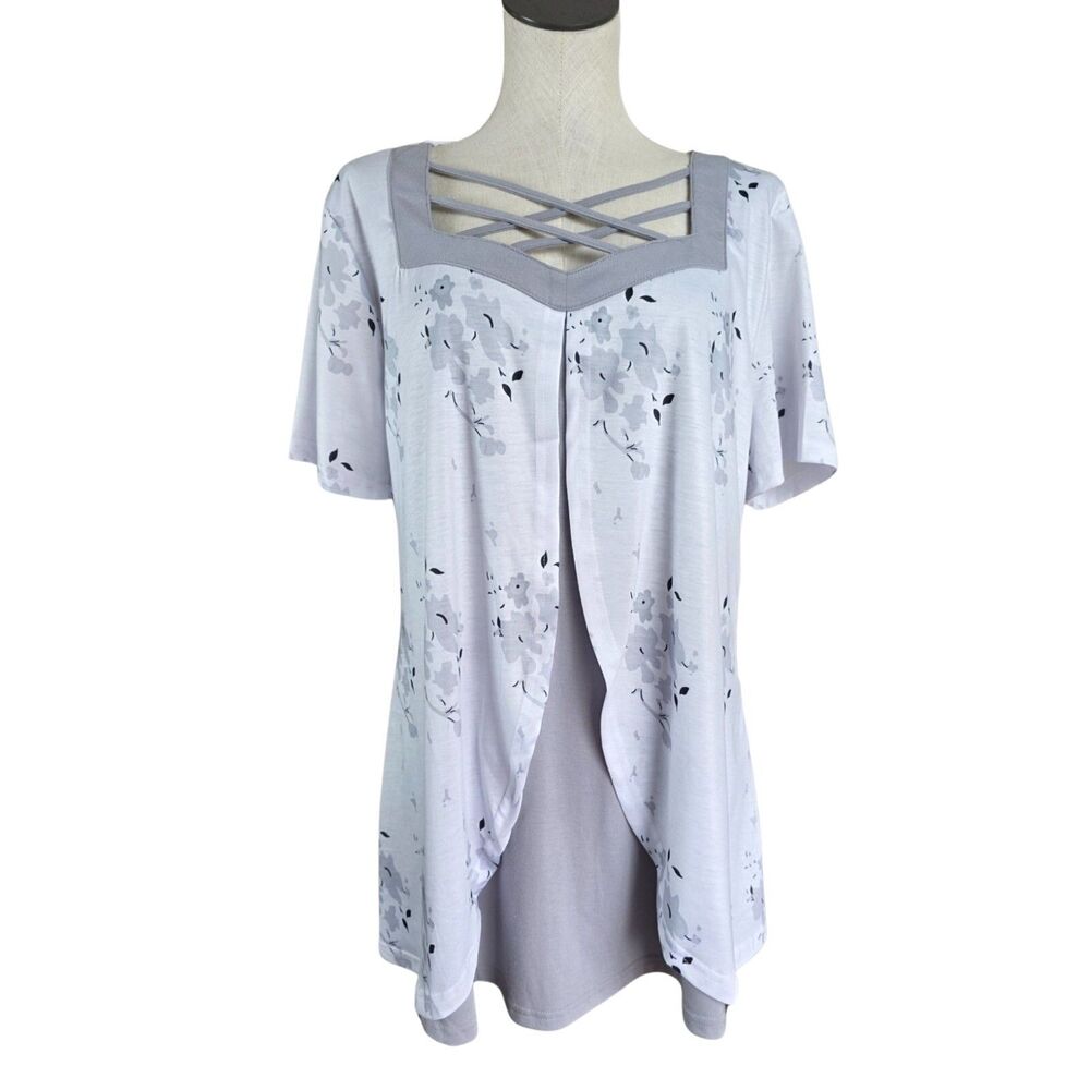 NWT FlyCurvy Gray White Floral Layered Strappy Tunic Top Size XL Flowy Casual